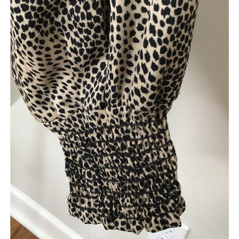 Evereve Allison Joy Cheetah Print Collarless Longsleeve Blouse Size M - Picture 6 of 6
